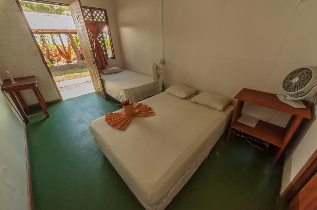 Cabinas Balcon Del Mar Тортугеро Экстерьер фото