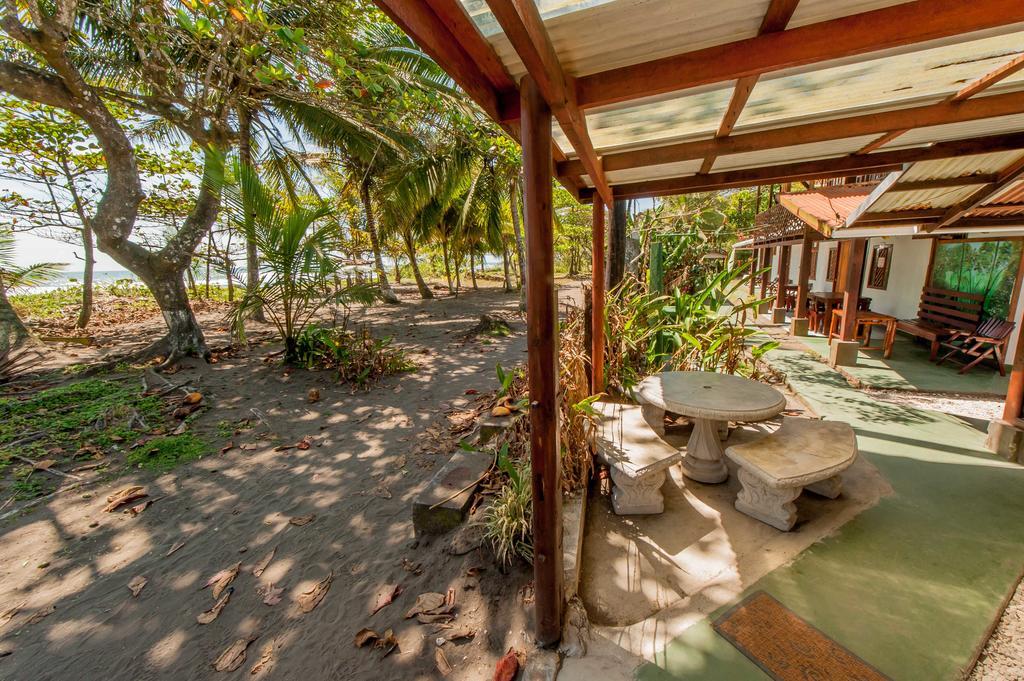 Cabinas Balcon Del Mar Тортугеро Экстерьер фото