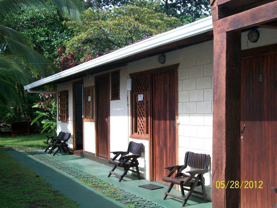 Cabinas Balcon Del Mar Тортугеро Экстерьер фото