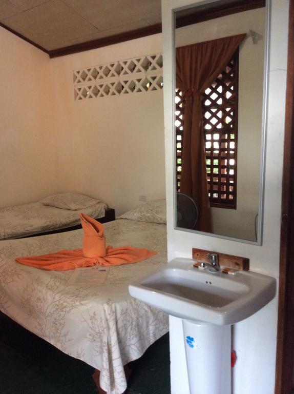 Cabinas Balcon Del Mar Тортугеро Экстерьер фото